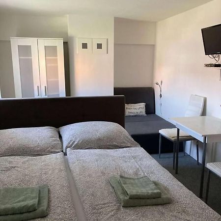 Rodinny Penzion Mikulov Exteriör bild