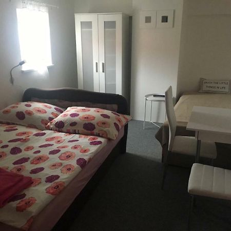 Rodinny Penzion Mikulov Exteriör bild